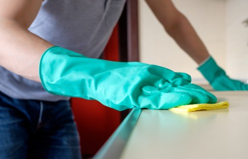 End of tenancy cleaners in Hammersmith preparing a property